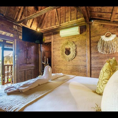 Louka Beach Bali Tianyar Luaran gambar