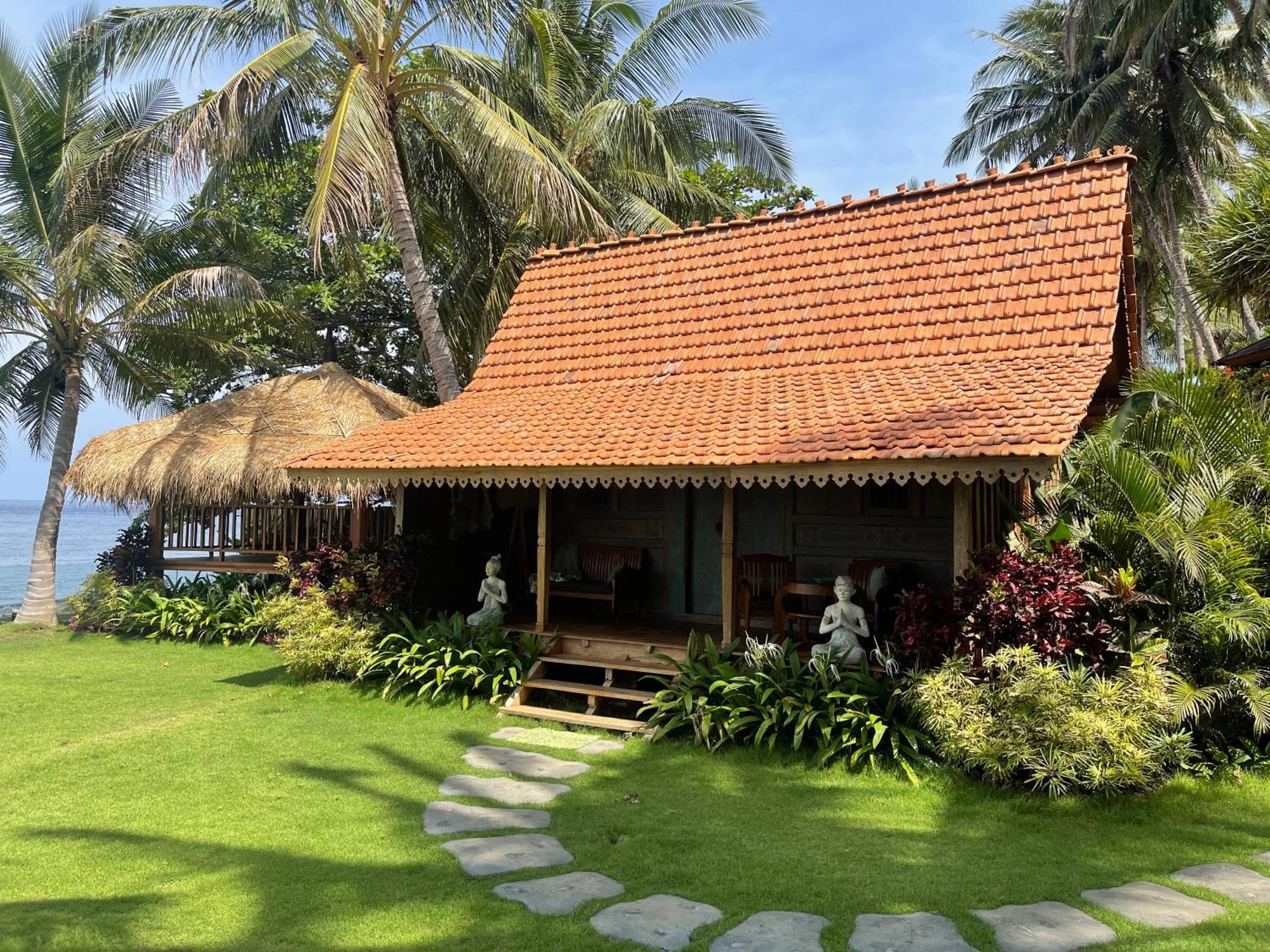 Louka Beach Bali Tianyar Luaran gambar
