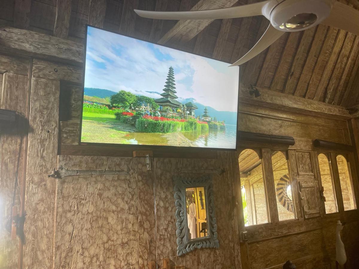Louka Beach Bali Tianyar Luaran gambar