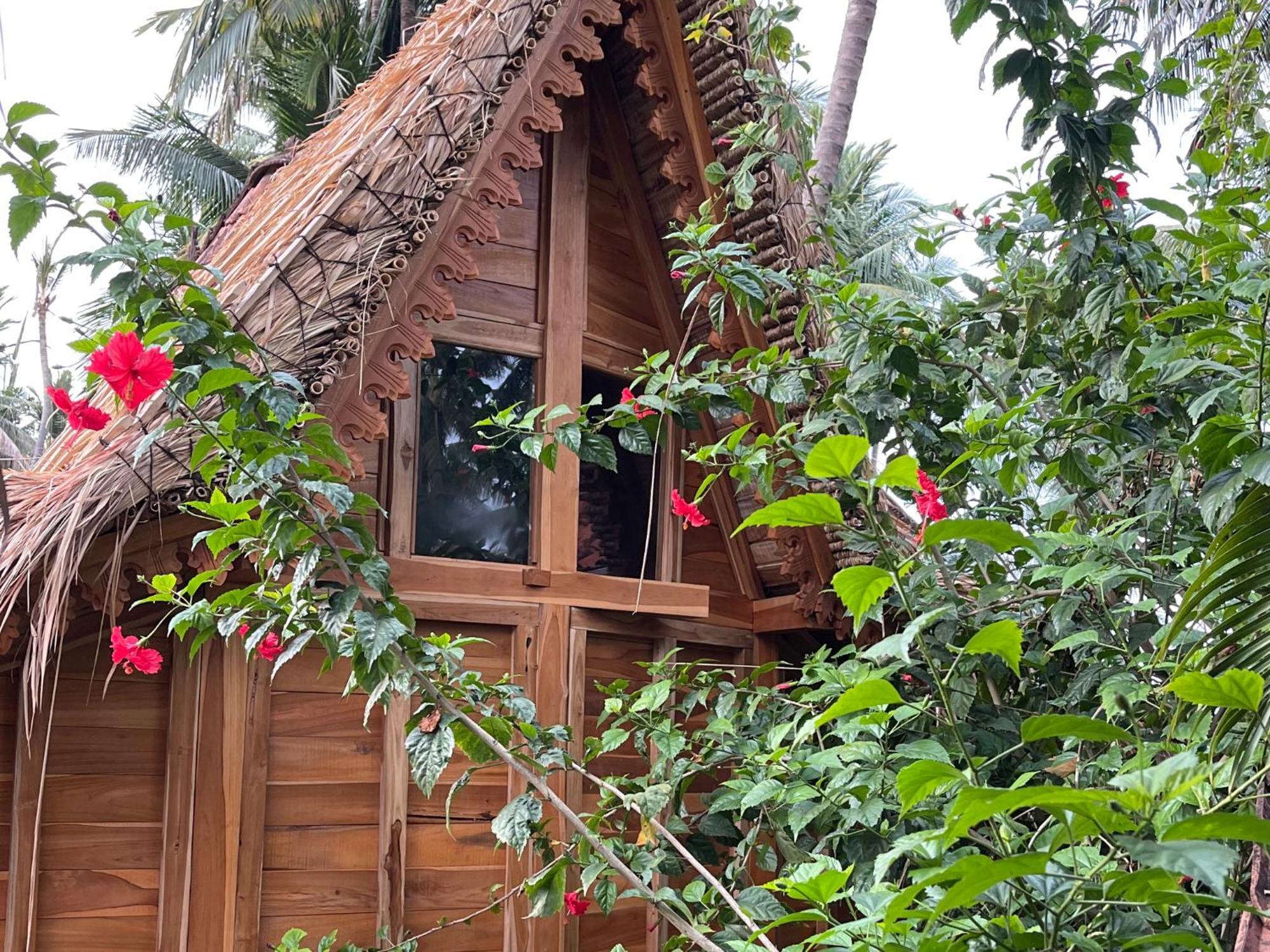 Louka Beach Bali Tianyar Luaran gambar