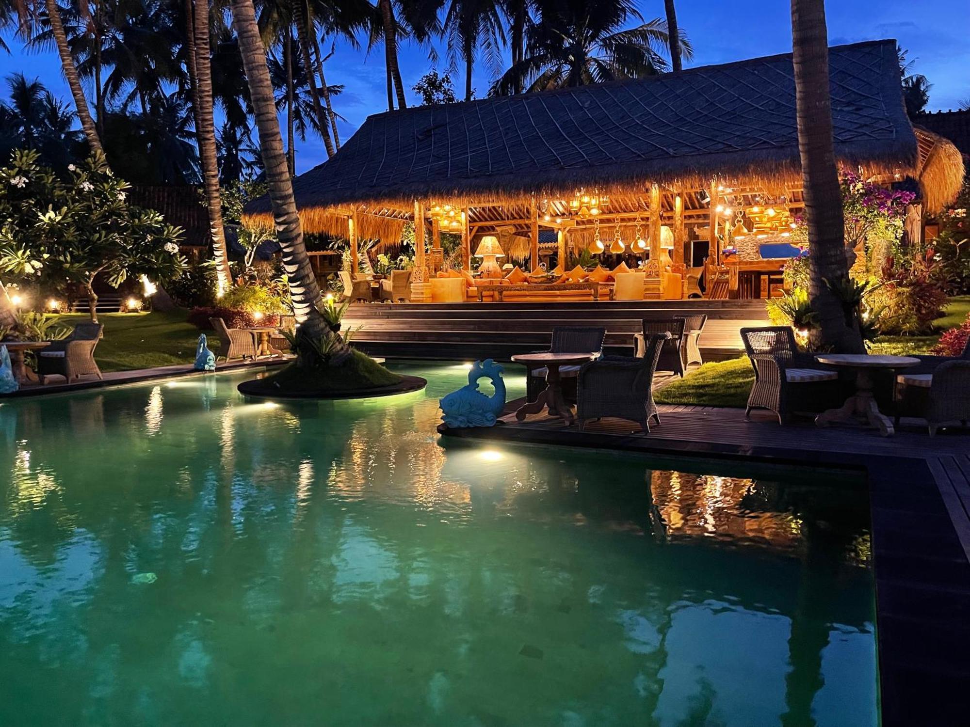 Louka Beach Bali Tianyar Luaran gambar